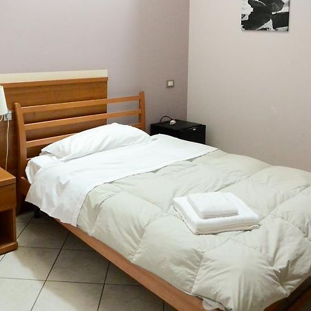 Albergo Meuble Abatjour Mantua Exterior foto