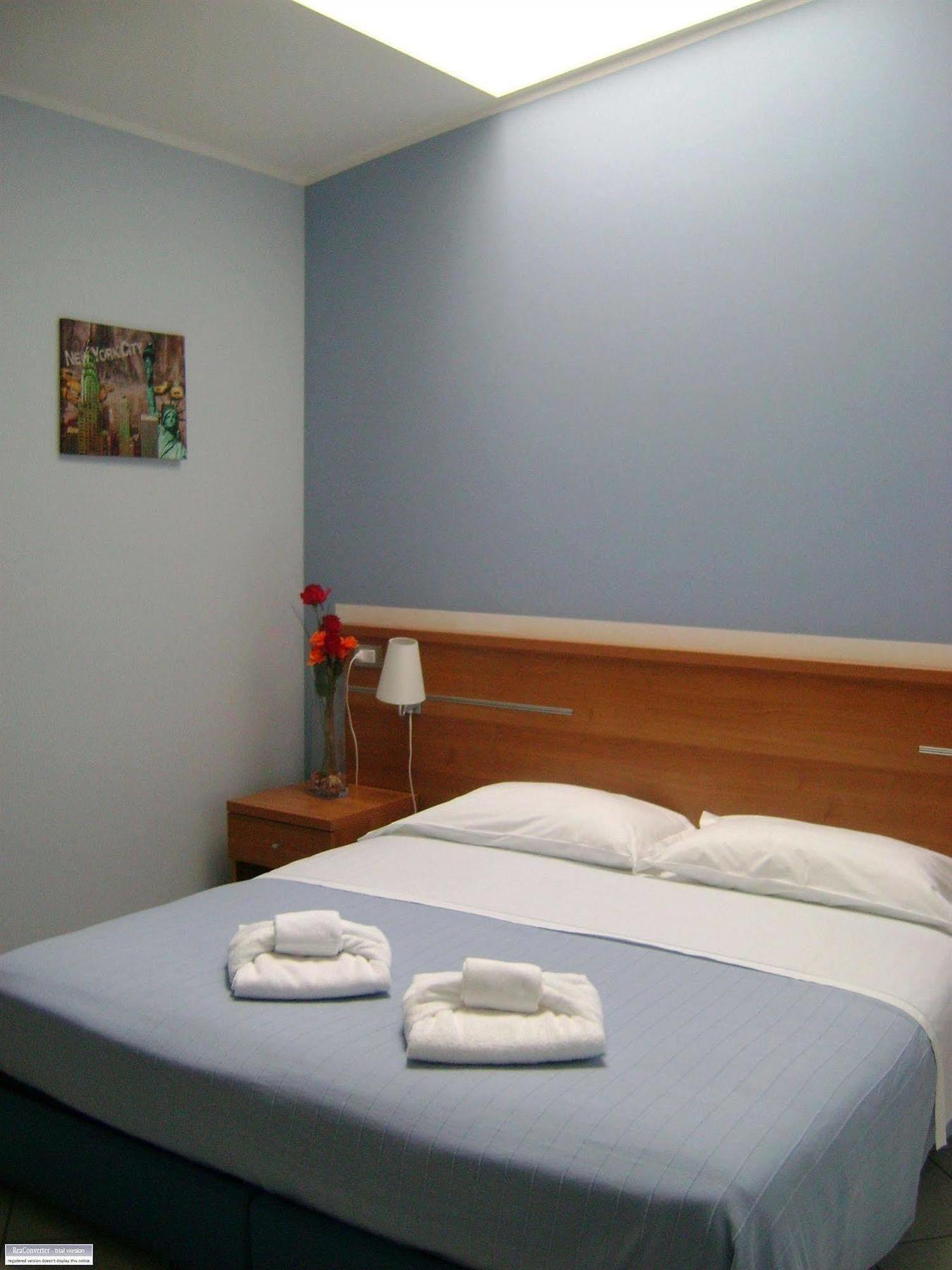 Albergo Meuble Abatjour Mantua Exterior foto